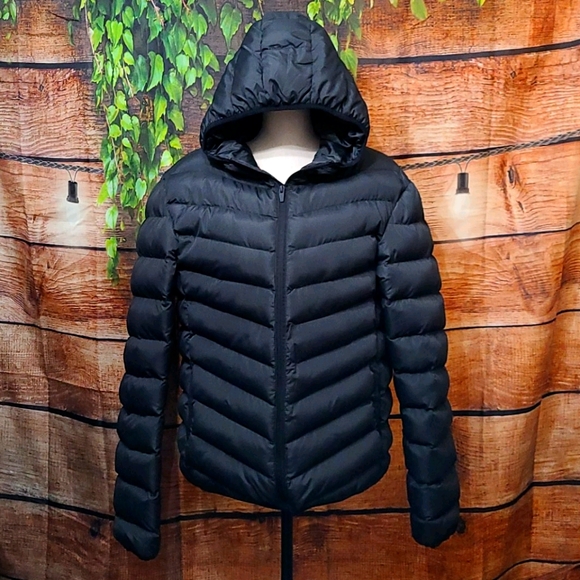plain black puffer jacket